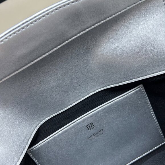 GIVENCHY BAG - Picture 8 of 8